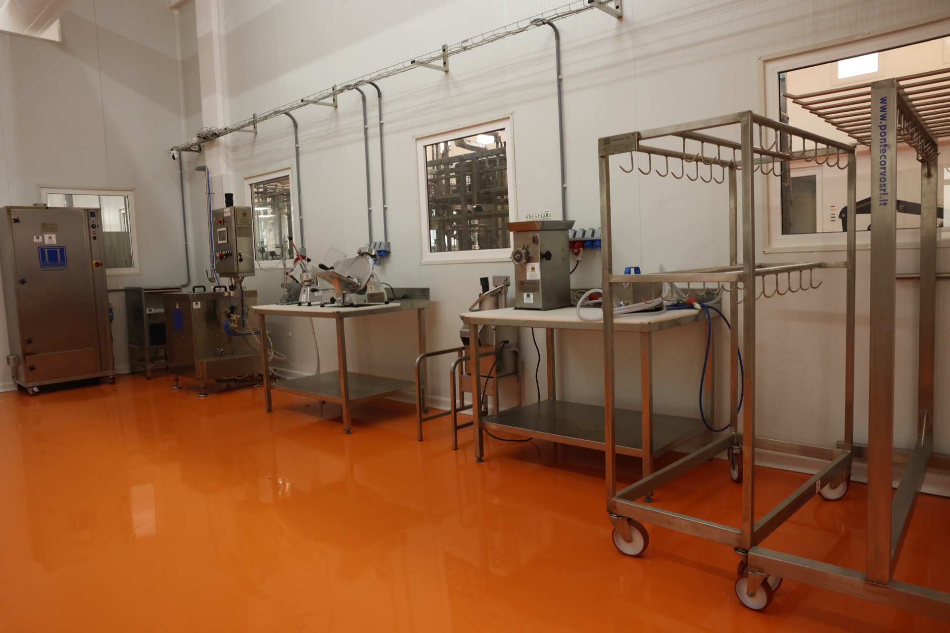 Unité de production pour les produits carnés